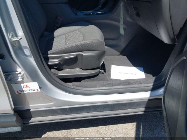 2019 CHEVROLET EQUINOX LT 16