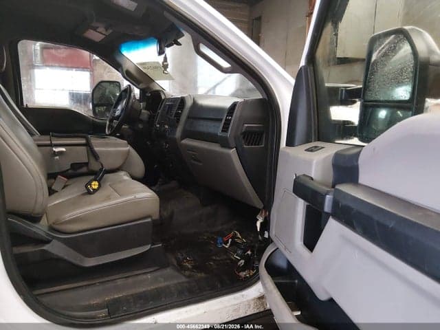 2019 FORD F-550 CHASSIS XL 5