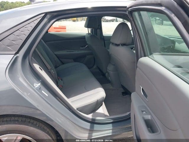 2026 HYUNDAI ELANTRA SE 8