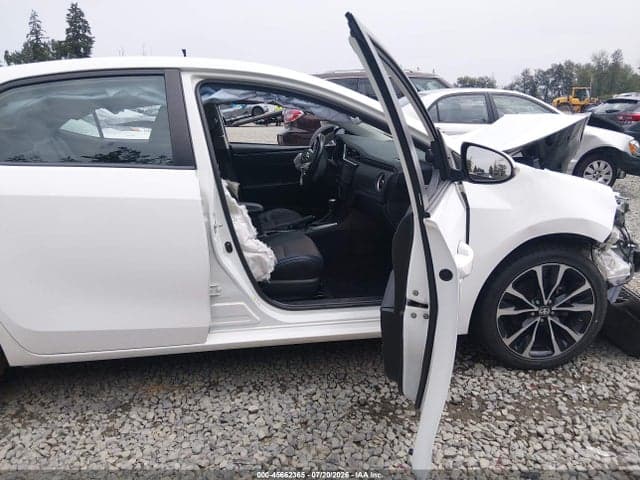 2017 TOYOTA COROLLA SE 5