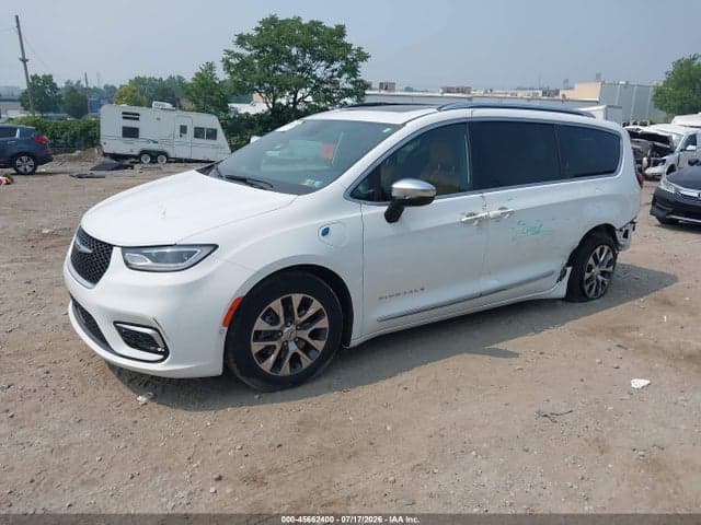 2023 CHRYSLER PACIFICA HYBRID PINNACLE 2