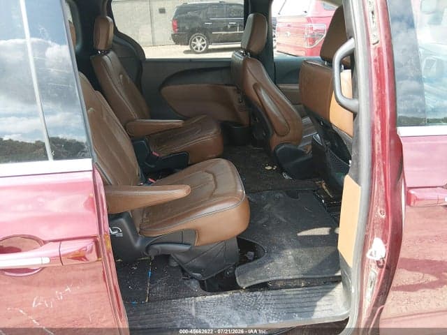 2017 CHRYSLER PACIFICA LIMITED 8