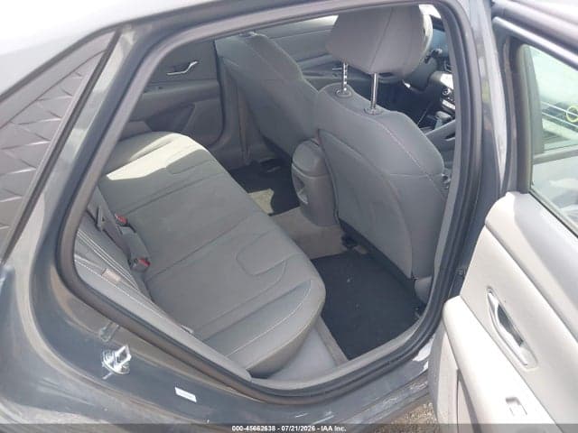2025 HYUNDAI ELANTRA SEL SPORT 8