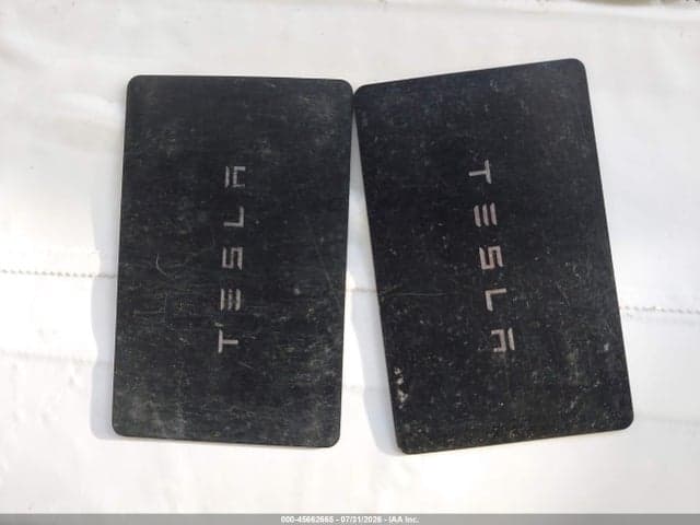 2024 TESLA MODEL Y PERFORMANCE DUAL MOTOR ALL-WHEEL DRIVE 11