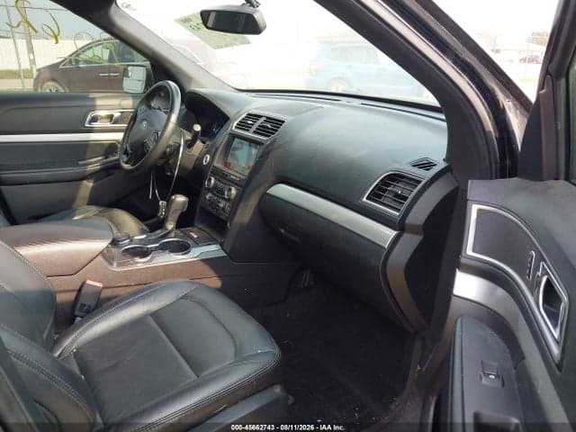 2017 FORD EXPLORER XLT 5