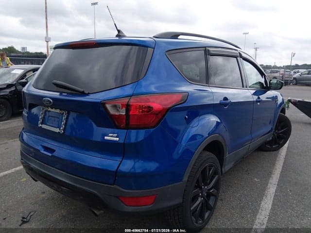 2019 FORD ESCAPE SE 4