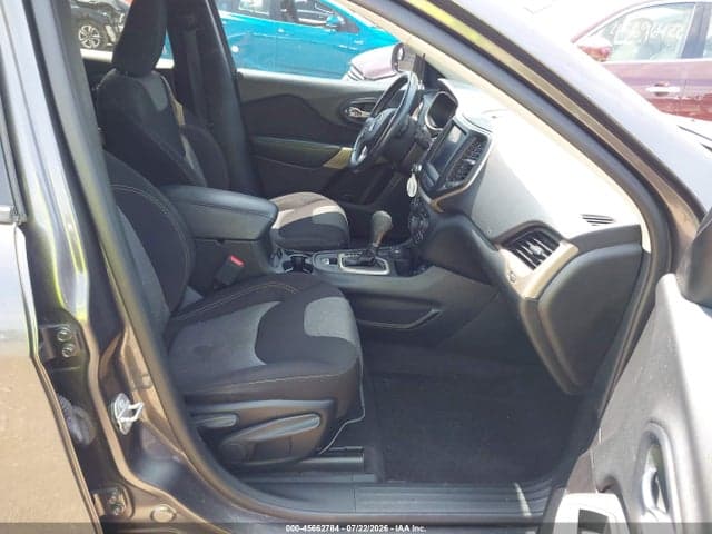 2018 JEEP CHEROKEE LATITUDE TECH CONNECT 4X4 5