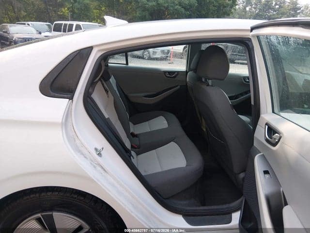 2020 HYUNDAI IONIQ HYBRID BLUE 8