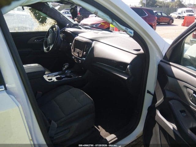 2023 CHEVROLET TRAVERSE FWD LT CLOTH 5
