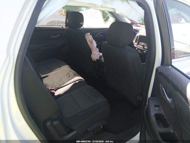 2023 CHEVROLET TRAVERSE FWD LT CLOTH 8