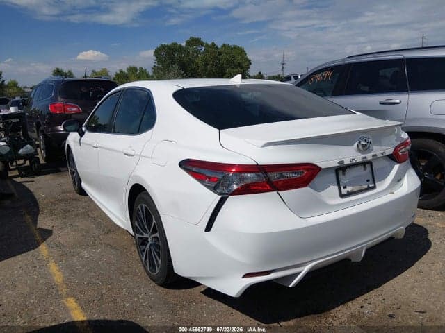 2019 TOYOTA CAMRY SE 14