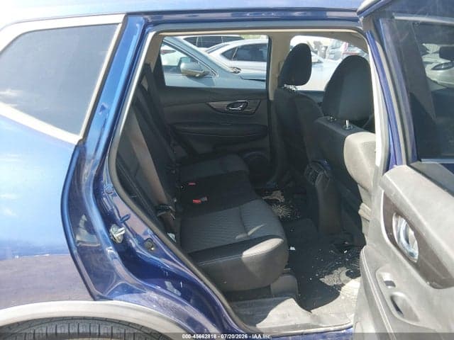 2019 NISSAN ROGUE S 8