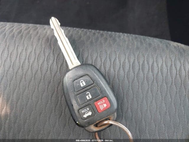 2019 TOYOTA COROLLA LE 11