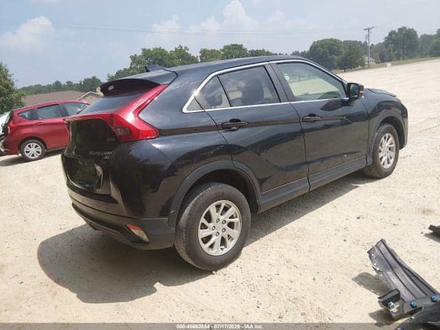 2019 MITSUBISHI ECLIPSE CROSS ES 4