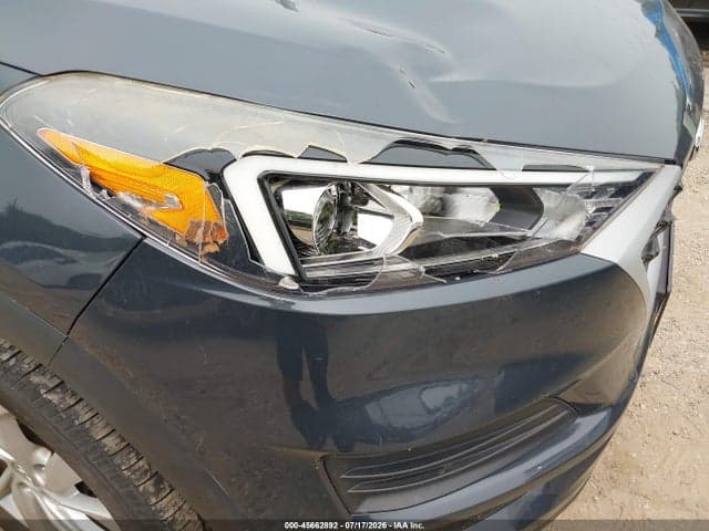 2020 HYUNDAI TUCSON SE 6