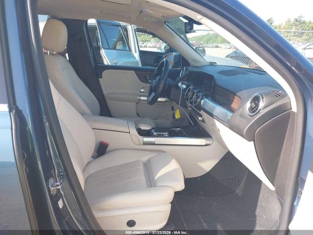 2020 MERCEDES-BENZ GLB 250 4MATIC 5