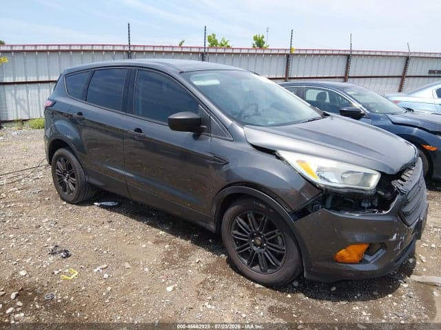 2017 FORD ESCAPE S 1