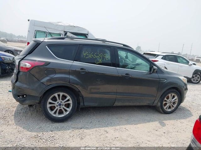 2017 FORD ESCAPE SE 13