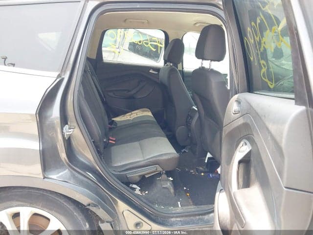 2017 FORD ESCAPE SE 8