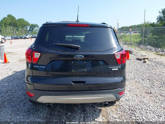 2019 FORD ESCAPE TITANIUM 16