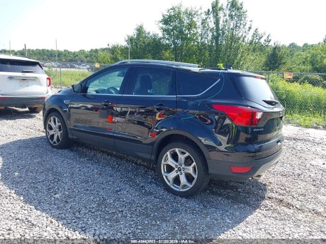 2019 FORD ESCAPE TITANIUM 3