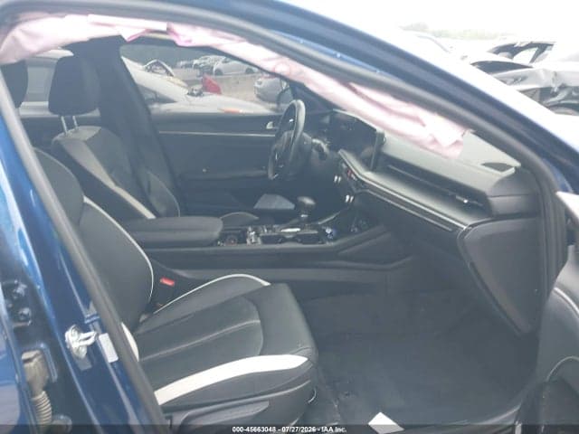 2025 KIA K5 GT-LINE 5