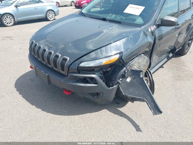 2017 JEEP CHEROKEE TRAILHAWK 6