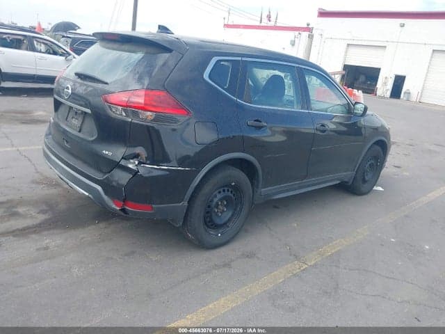 2017 NISSAN ROGUE S 4