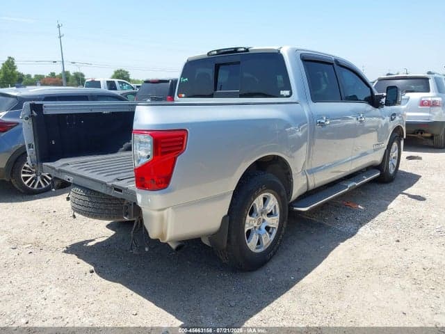 2017 NISSAN TITAN SV 4