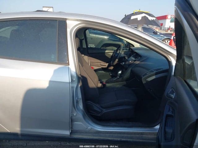 2018 FORD FOCUS SE 5