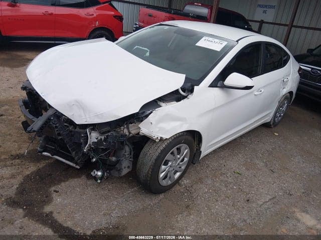 2019 HYUNDAI ELANTRA SE 2