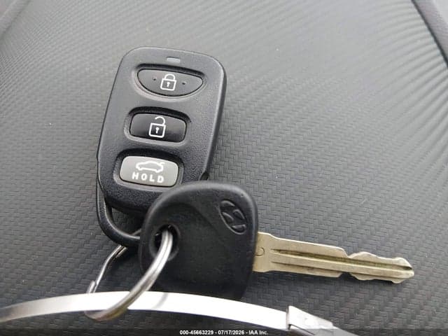 2019 HYUNDAI ELANTRA SE 11