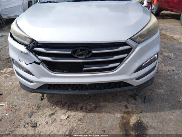 2017 HYUNDAI TUCSON SE 17