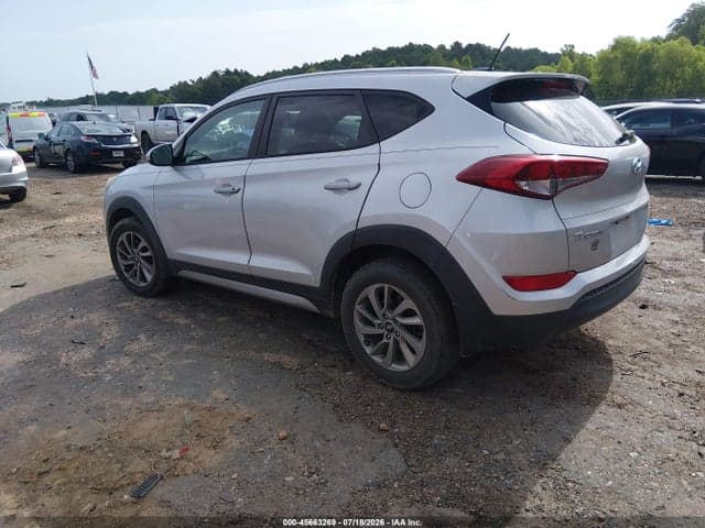 2017 HYUNDAI TUCSON SE 3