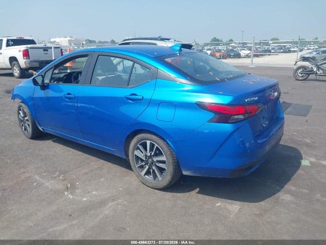 2021 NISSAN VERSA SV XTRONIC CVT 3