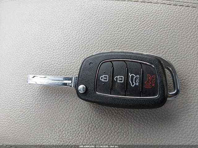 2018 HYUNDAI TUCSON SE 11