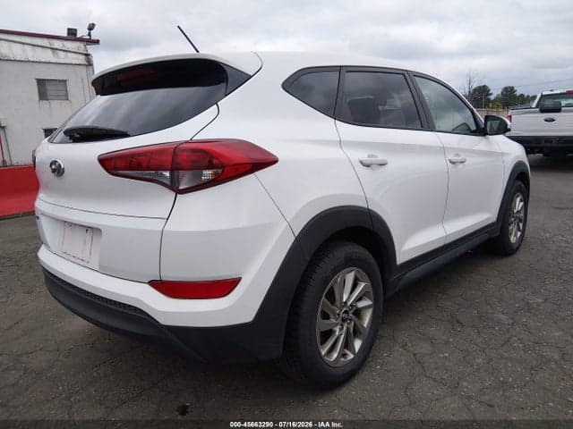 2018 HYUNDAI TUCSON SE 4