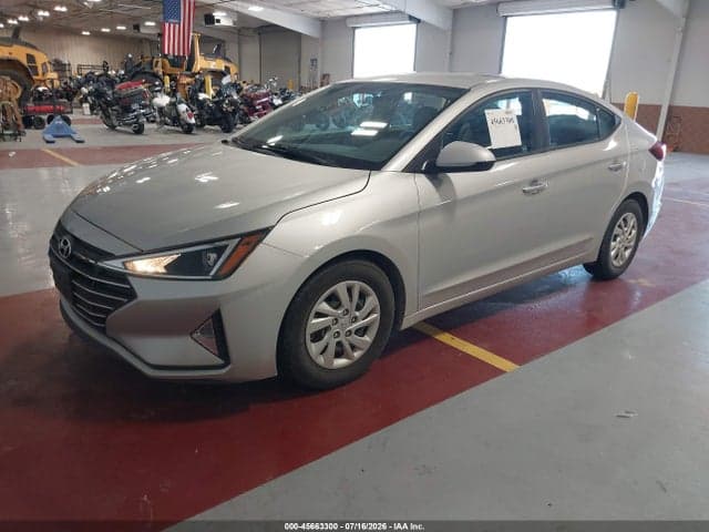 2019 HYUNDAI ELANTRA SE 2