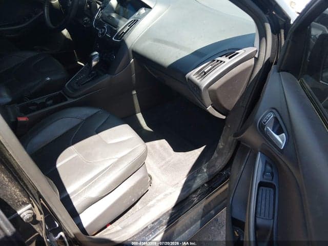 2016 FORD FOCUS SE 5