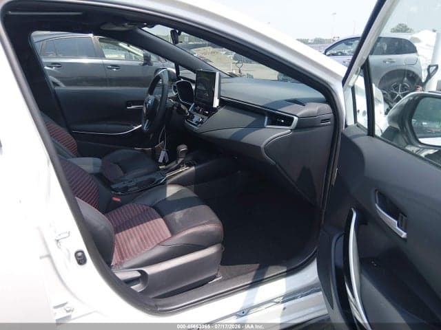 2026 TOYOTA COROLLA XSE 5