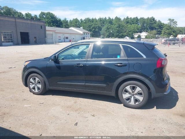 2019 KIA NIRO LX 14