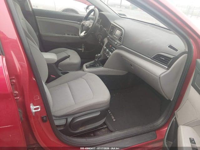 2020 HYUNDAI ELANTRA SE 5