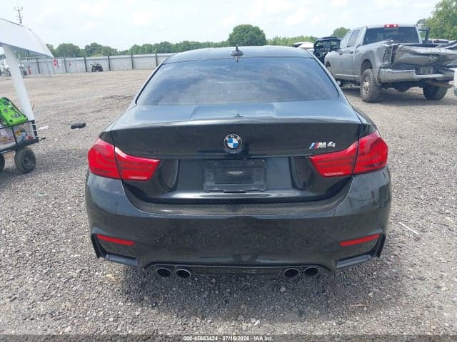 2018 BMW M4 16