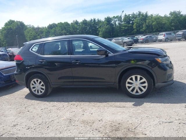 2017 NISSAN ROGUE S 12
