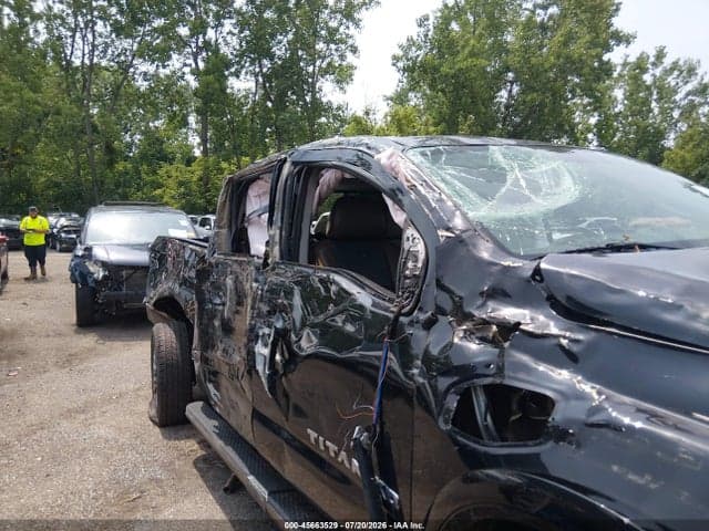 2017 NISSAN TITAN XD PLATINUM RESERVE DIESEL 12