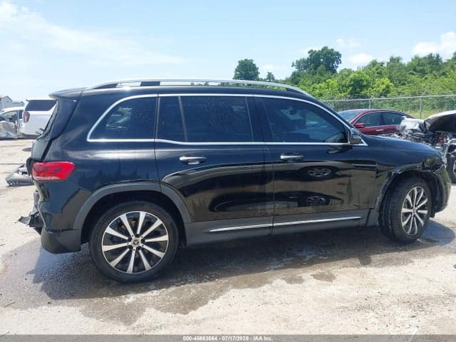 2022 MERCEDES-BENZ GLB 250 13