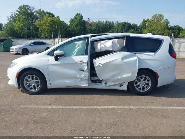 2017 CHRYSLER PACIFICA TOURING 14