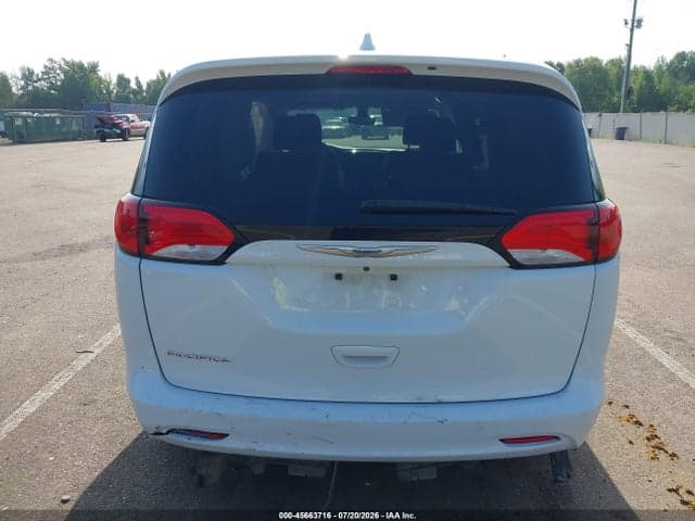 2017 CHRYSLER PACIFICA TOURING 16
