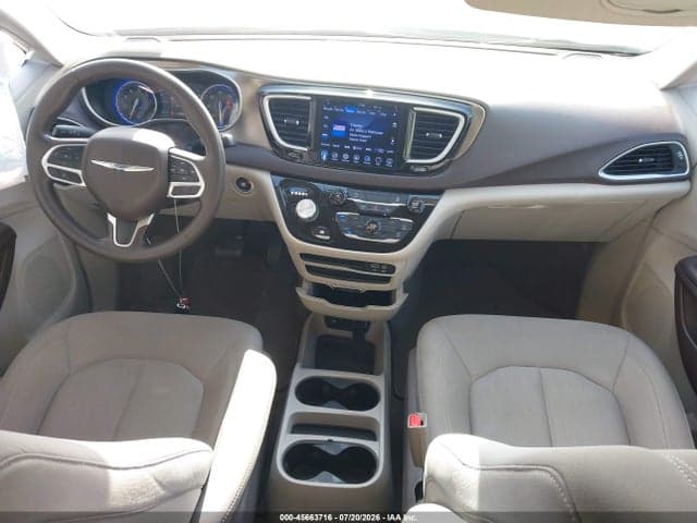 2017 CHRYSLER PACIFICA TOURING 17