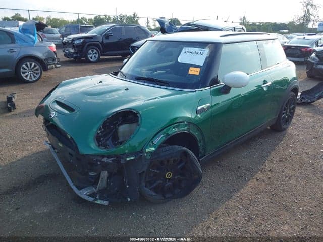 2022 MINI SE HARDTOP COOPER 2